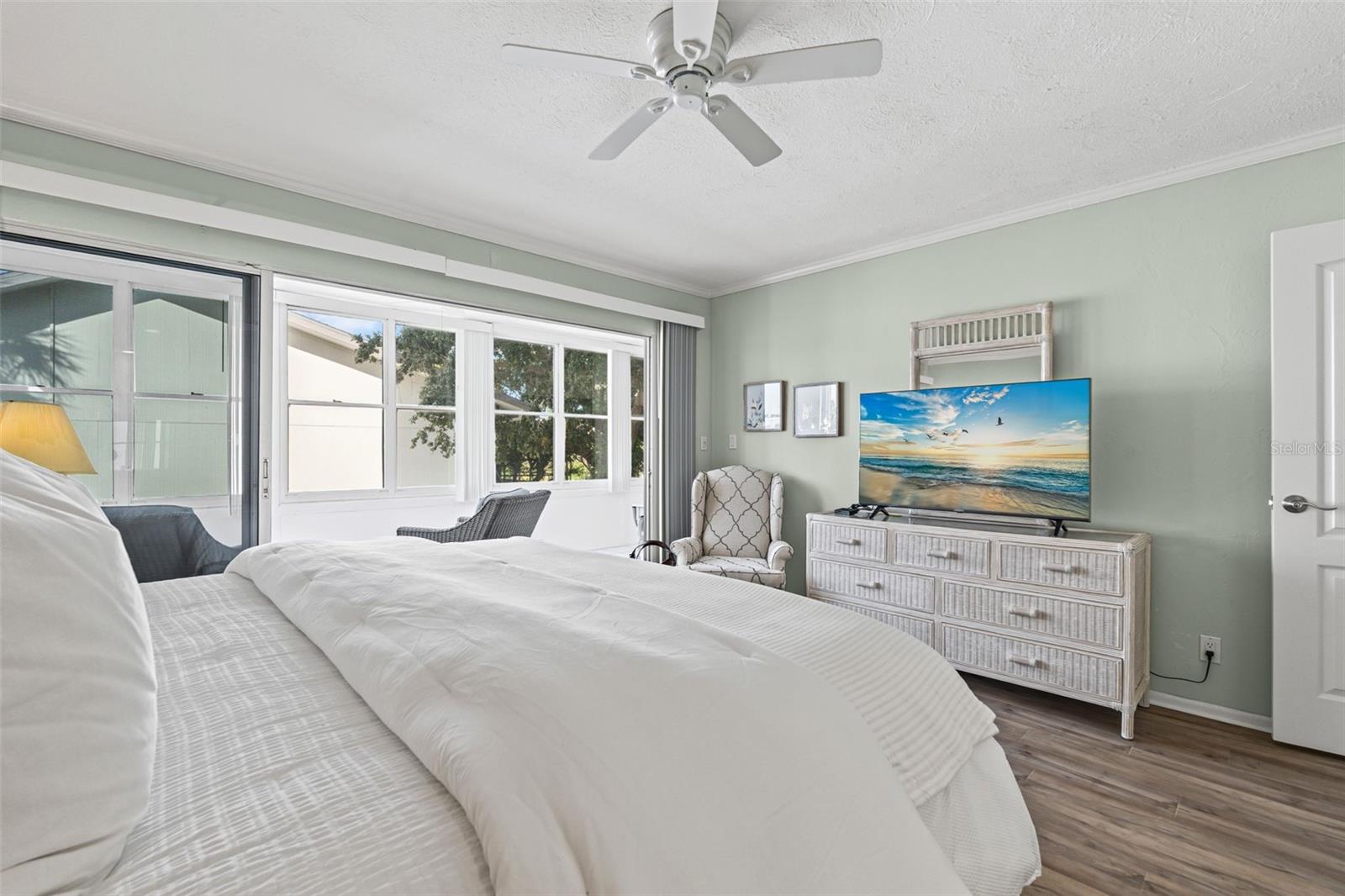 Image 15 of 52 For 1255 Peppertree Drive 201
