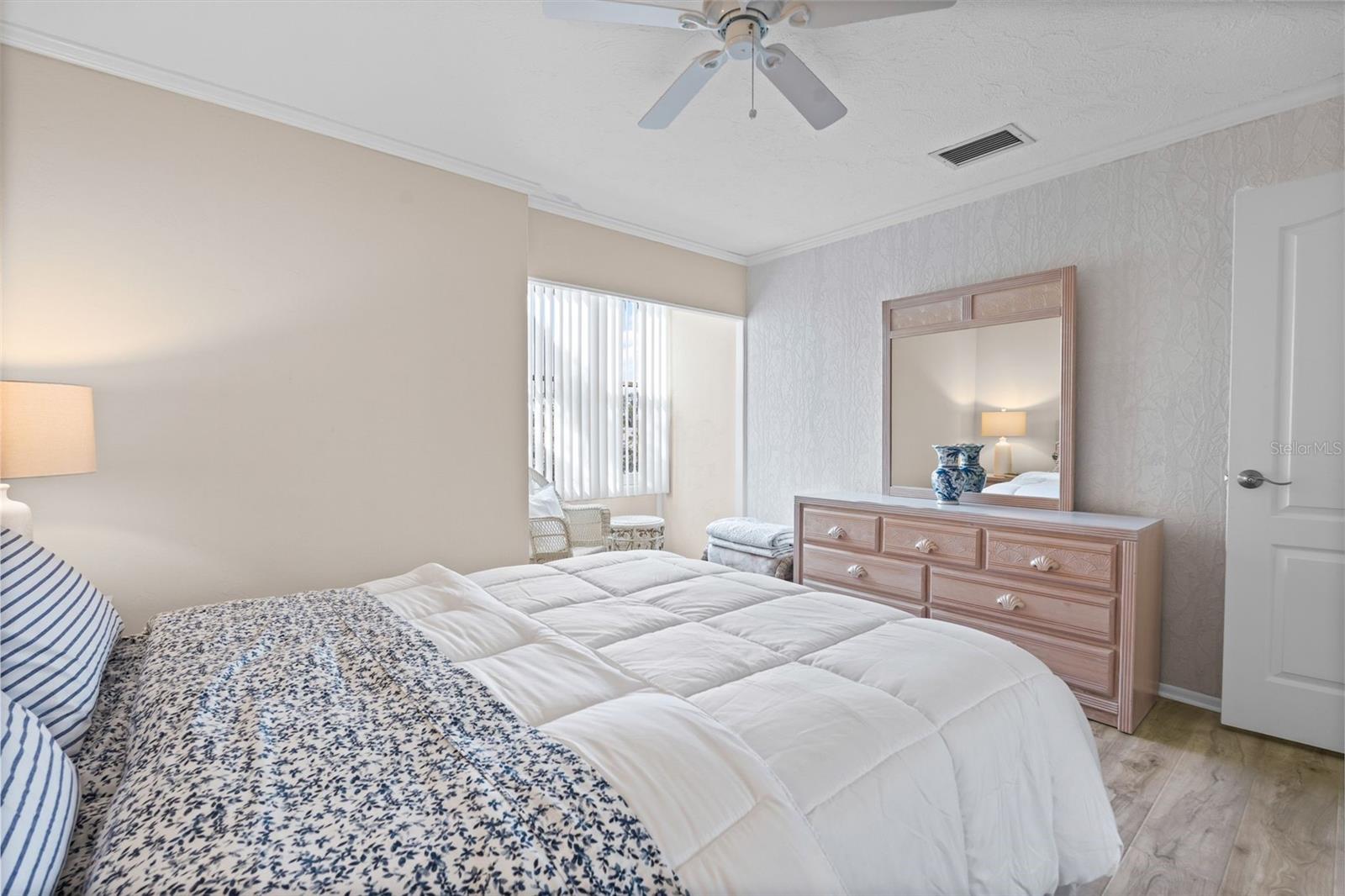 Image 20 of 52 For 1255 Peppertree Drive 201