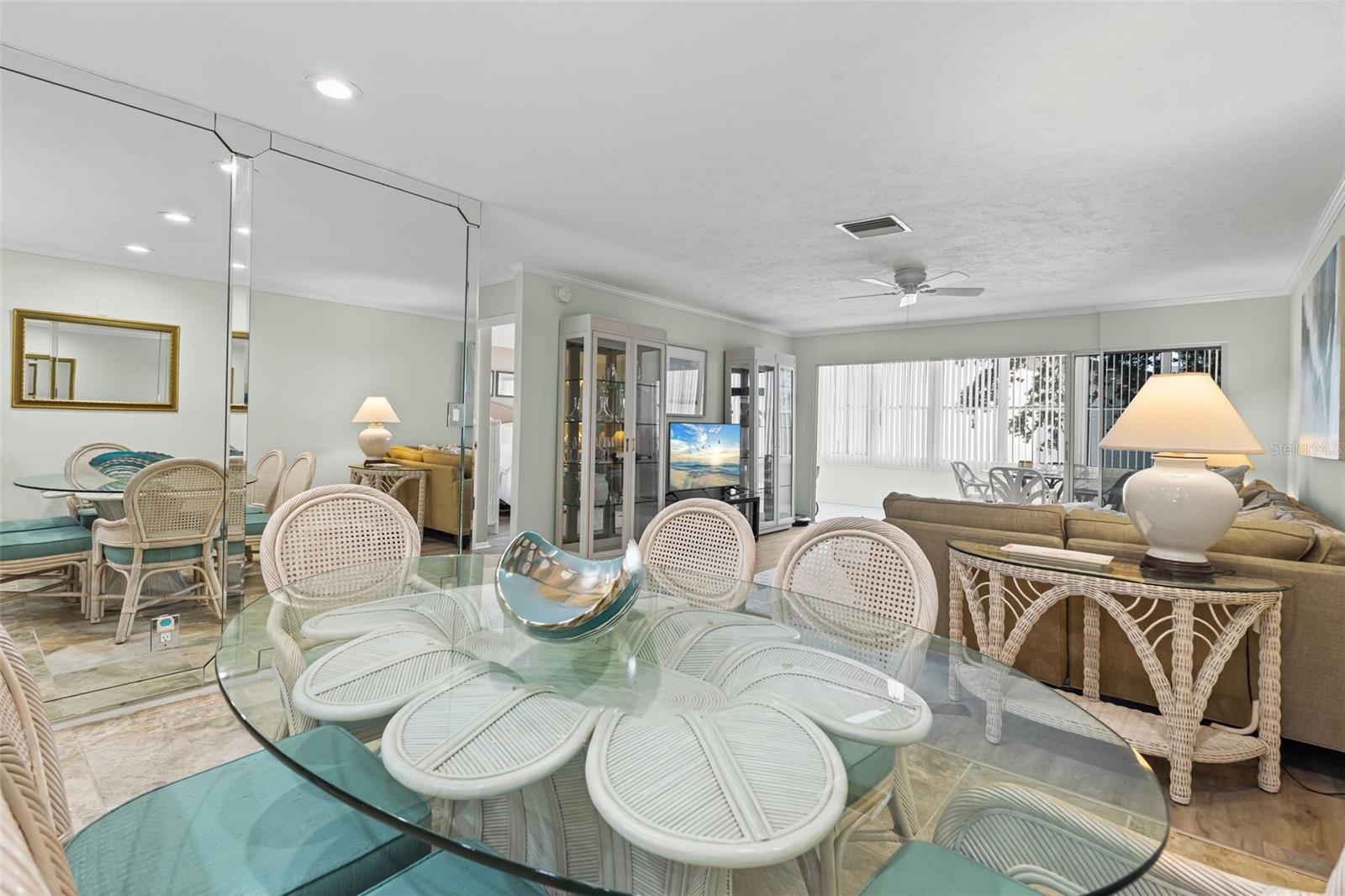 Image 7 of 52 For 1255 Peppertree Drive 201