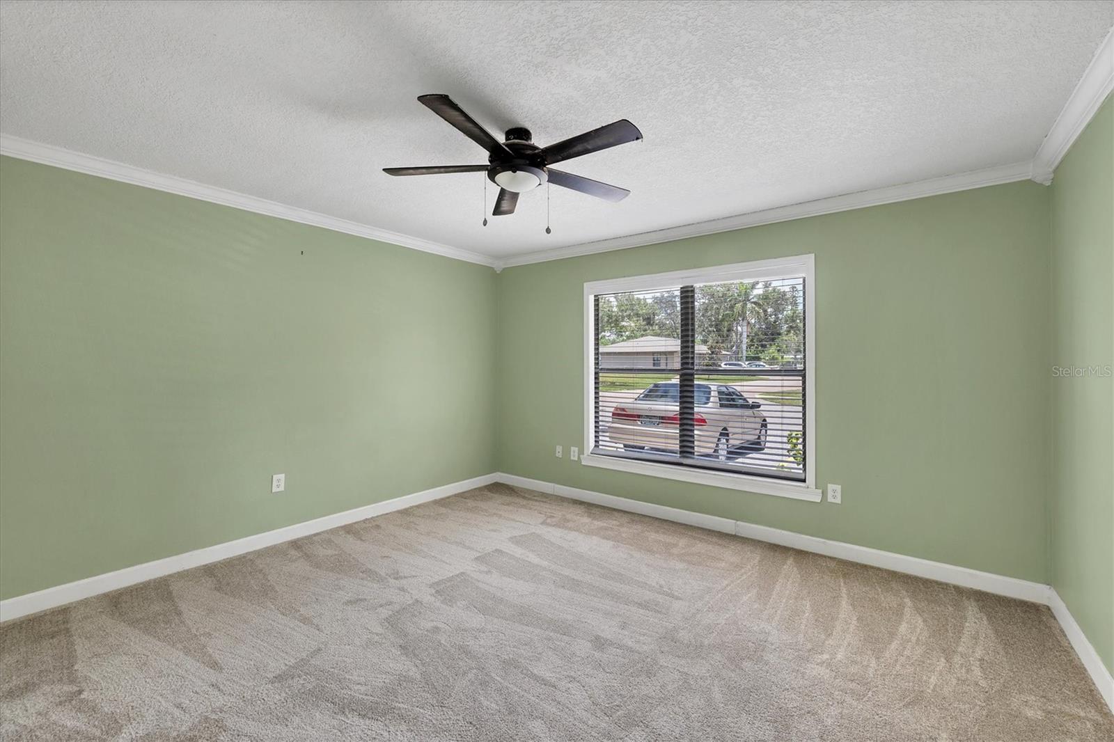 Image 17 of 27 For 5404 11th Street Circle E 31