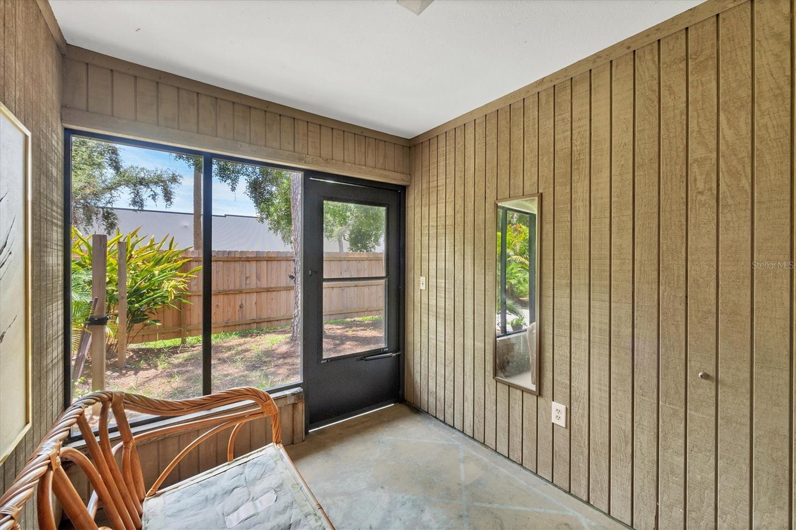 Image 21 of 27 For 5404 11th Street Circle E 31