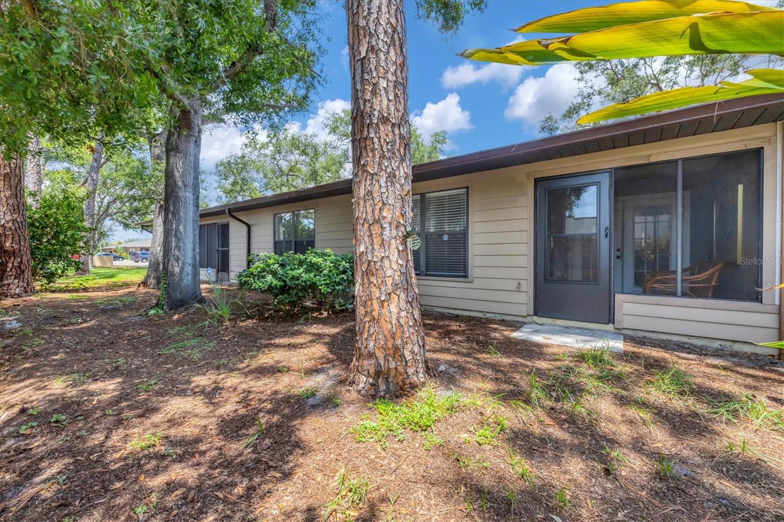 Image 24 of 27 For 5404 11th Street Circle E 31