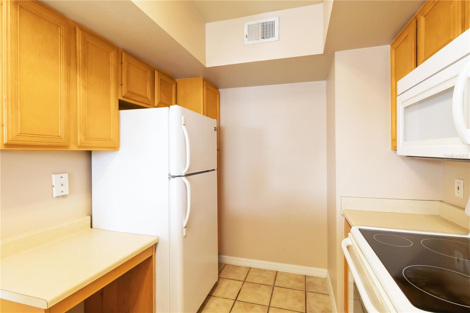 Image 13 of 38 For 1040 Villagio Circle 108