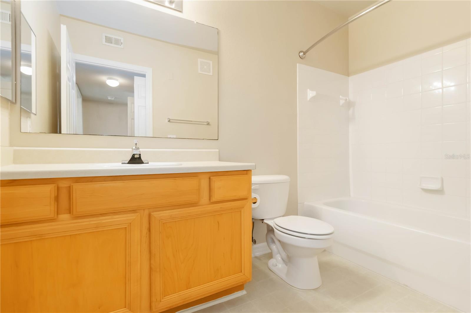 Image 25 of 38 For 1040 Villagio Circle 108