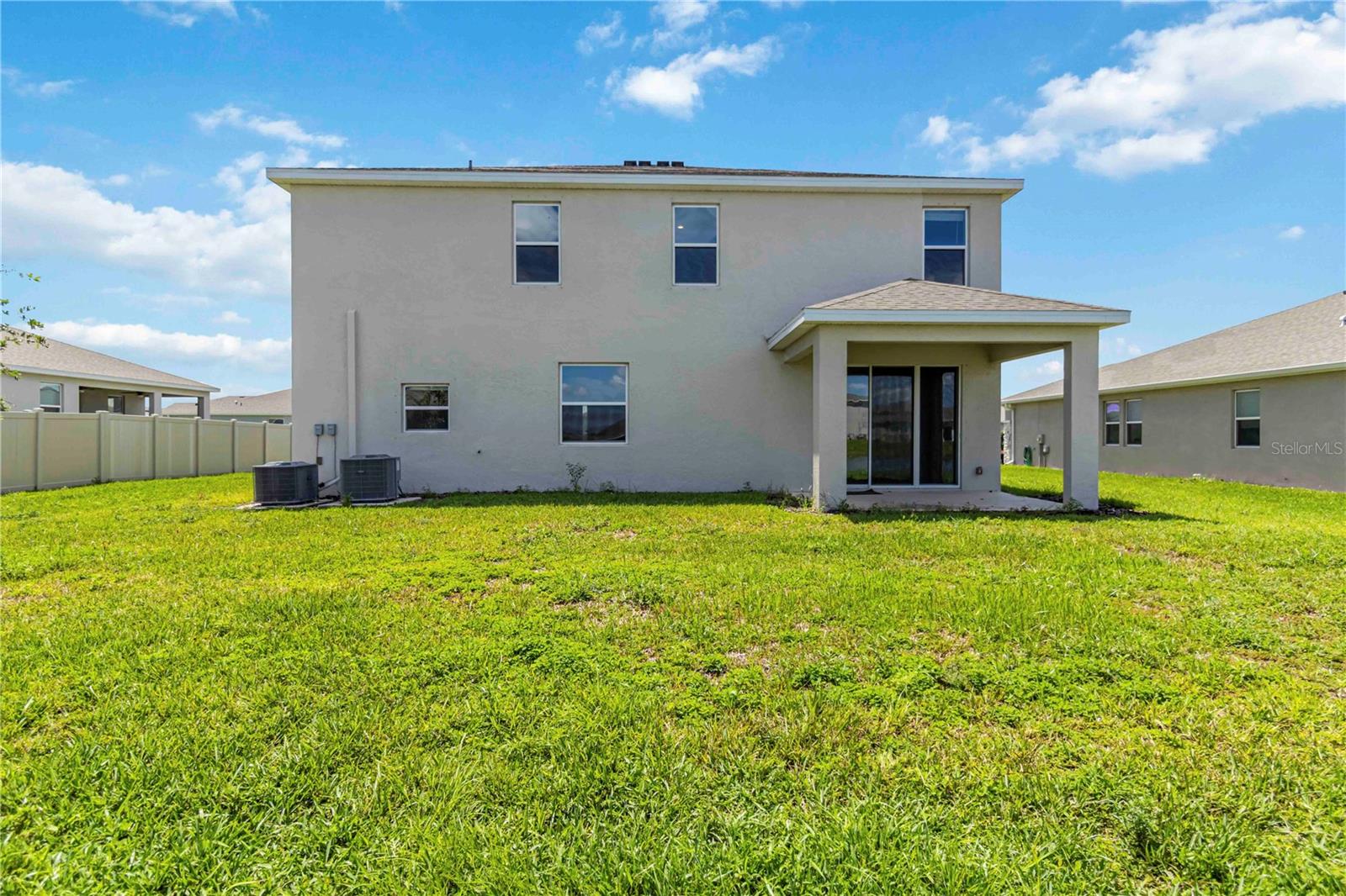 Image 22 of 68 For 17524 Cantarina Cove