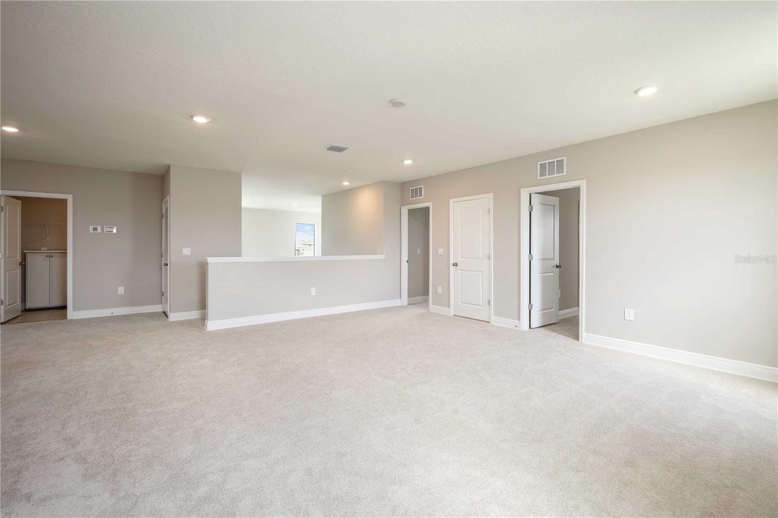 Image 33 of 68 For 17524 Cantarina Cove