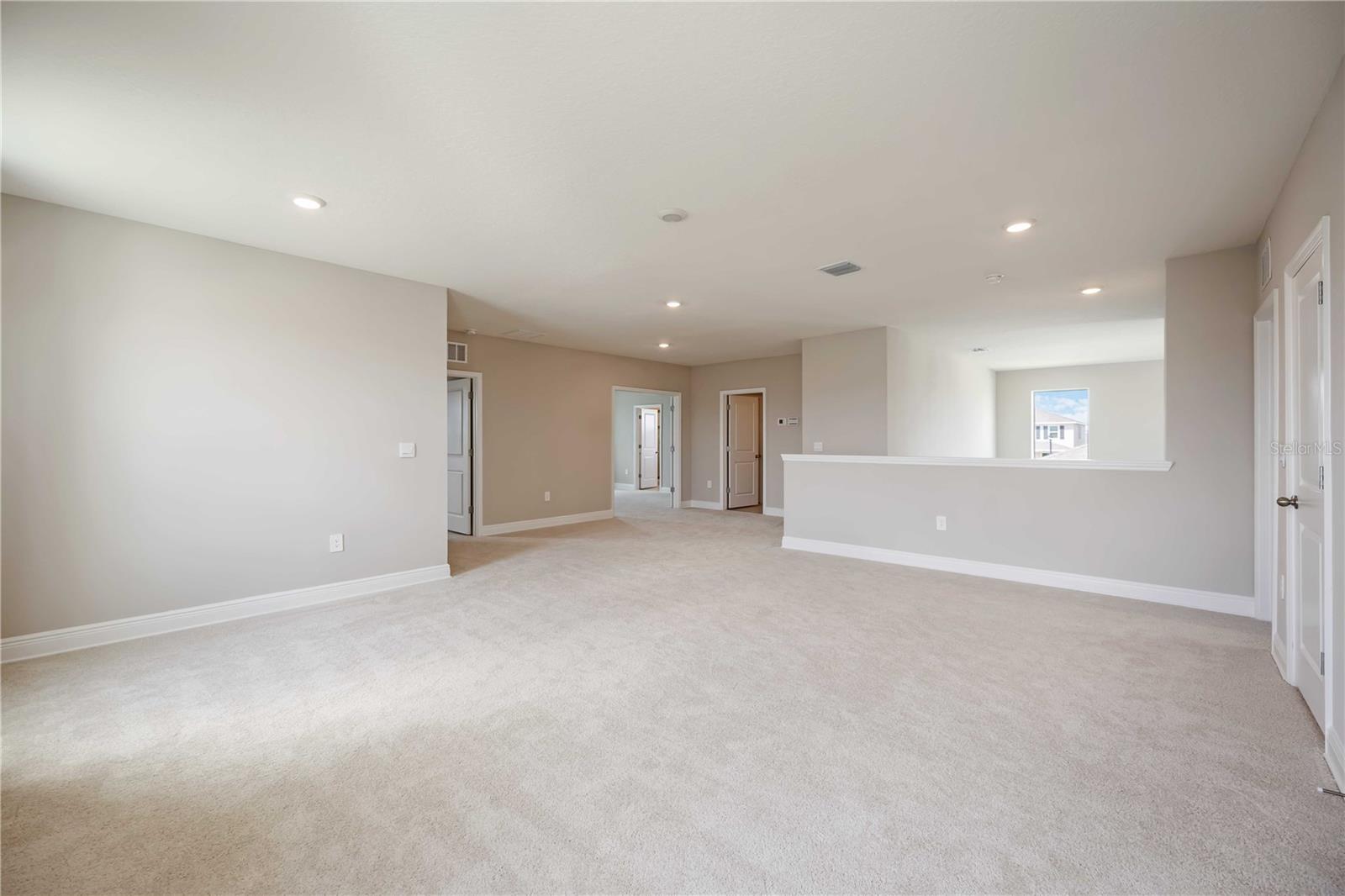 Image 34 of 68 For 17524 Cantarina Cove