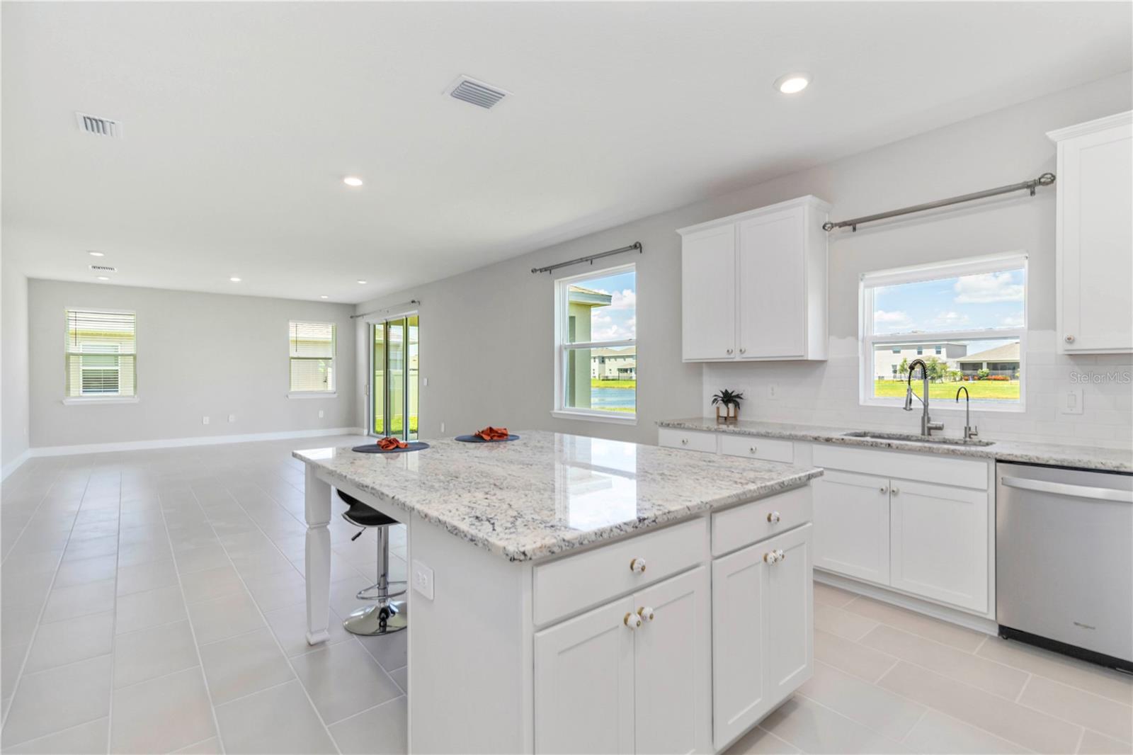 Image 7 of 68 For 17524 Cantarina Cove