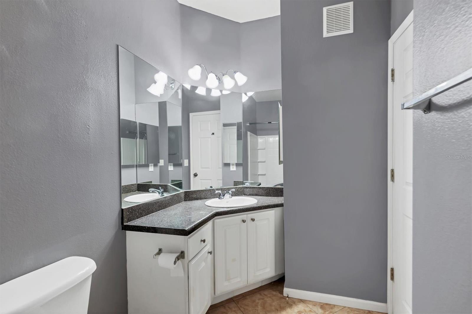 Image 19 of 35 For 4802 51st Street W 119