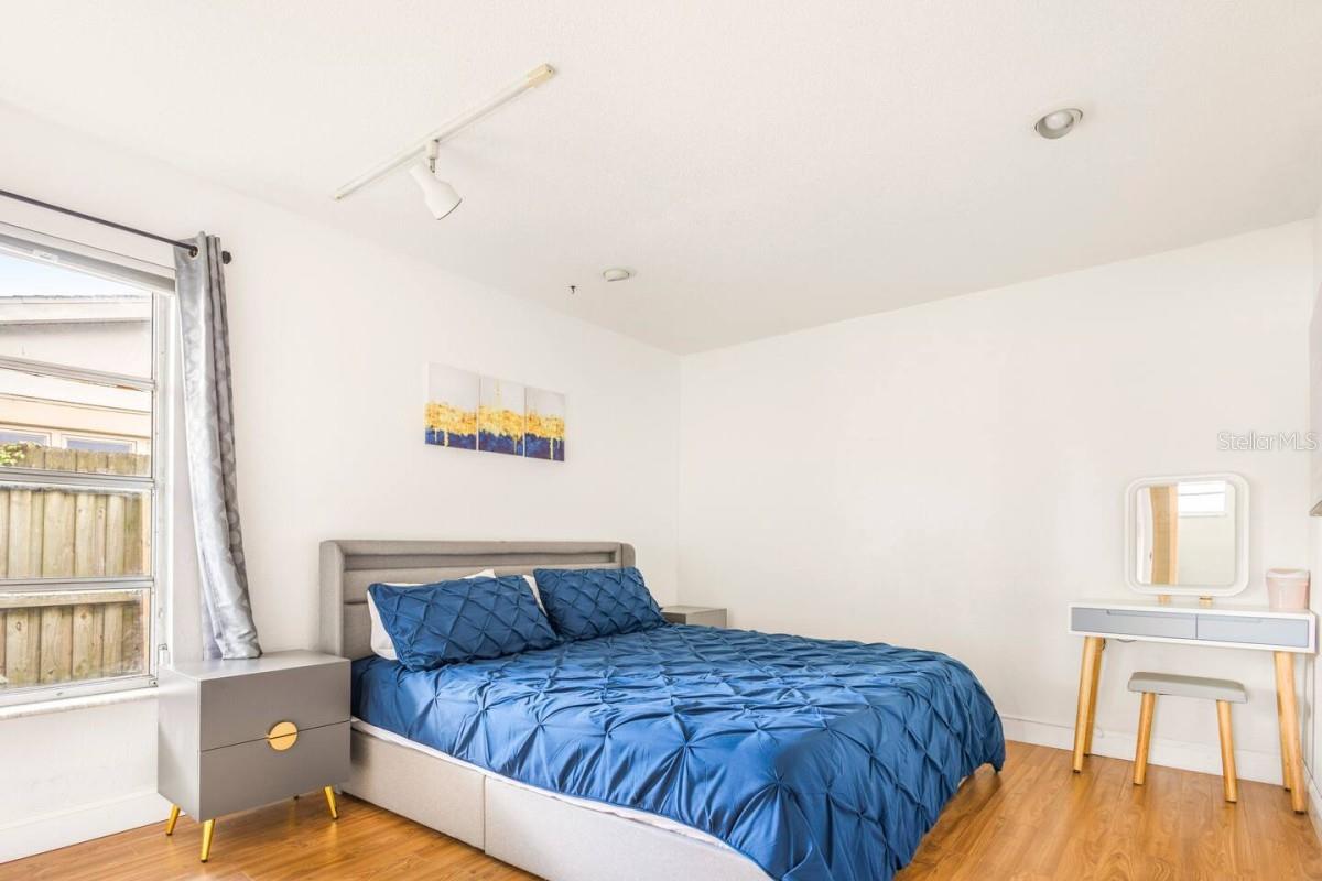 Image 13 of 24 For 12110 93rd Way