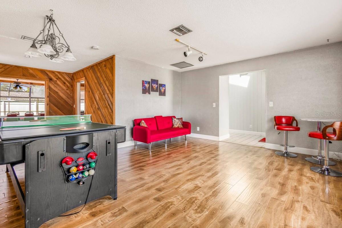 Image 15 of 24 For 12110 93rd Way