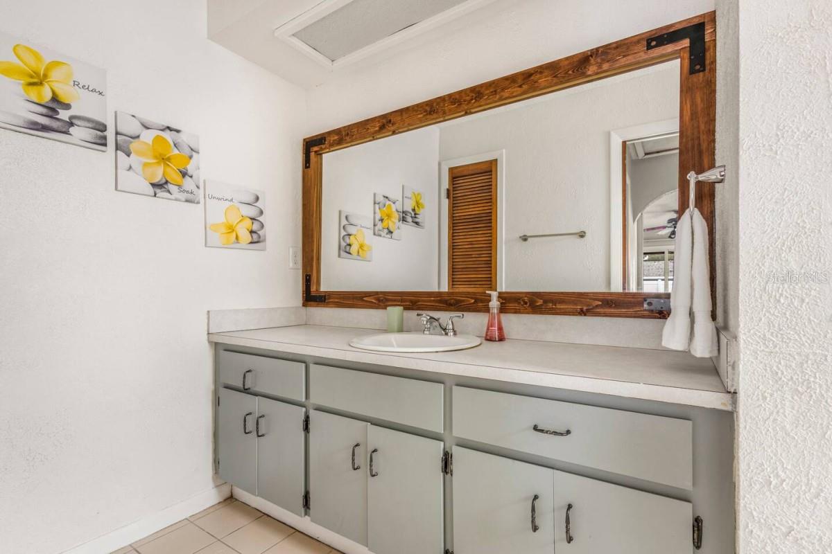 Image 7 of 24 For 12110 93rd Way