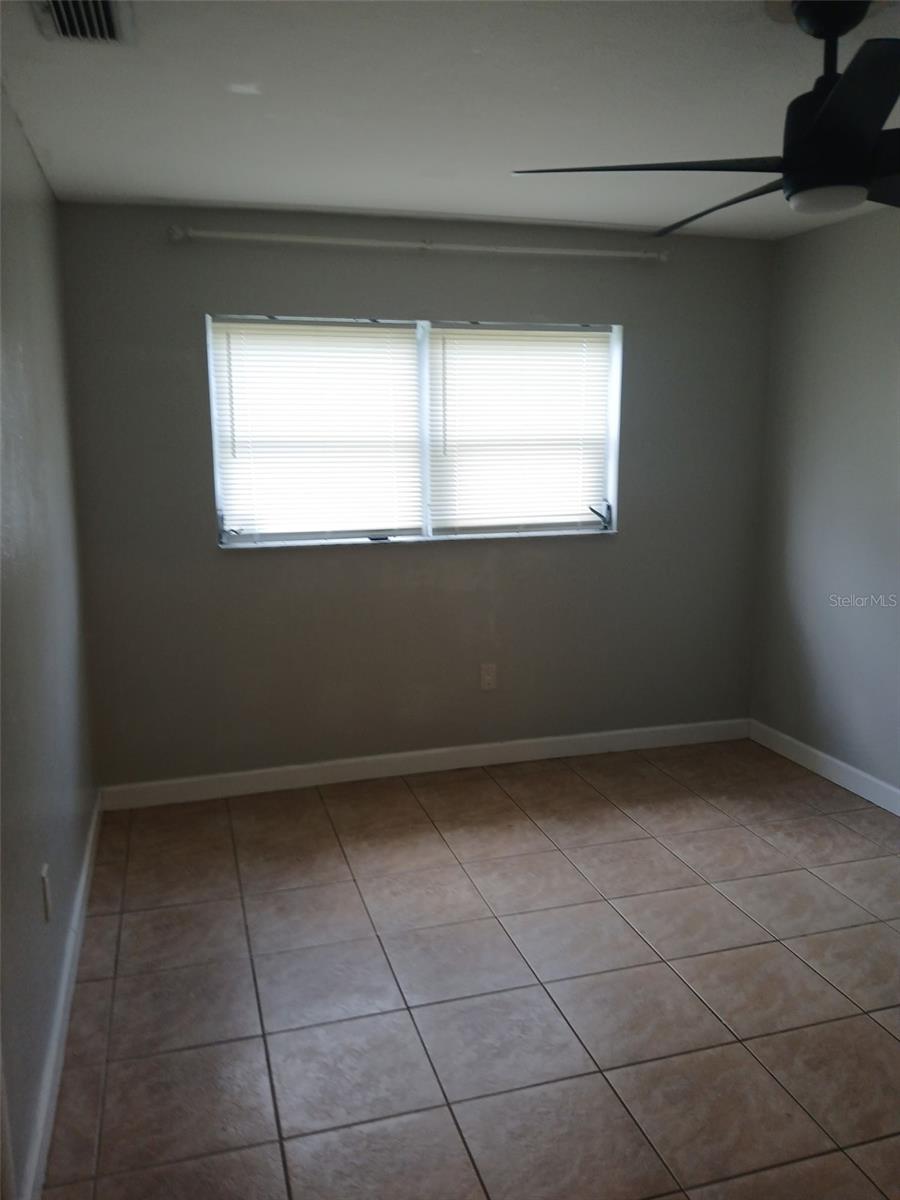 Image 2 of 4 For 304 Venetia Unit A Avenue A