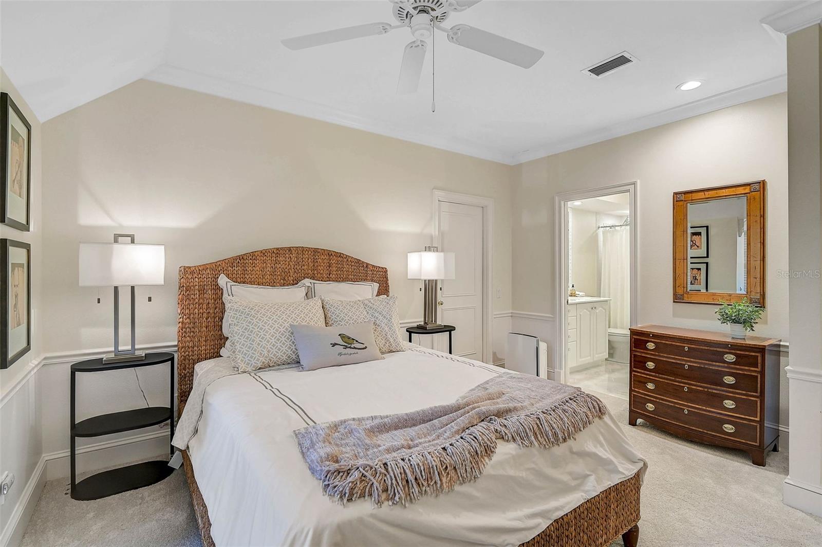 Image 39 of 87 For 370 Sugar Mill Drive