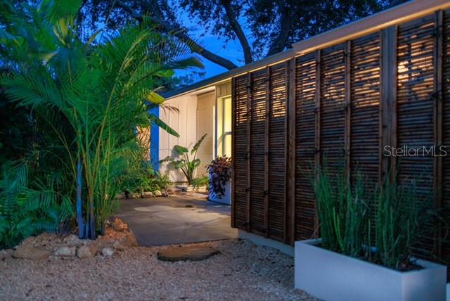 Details for 2040 Palm Terrace, SARASOTA, FL 34231