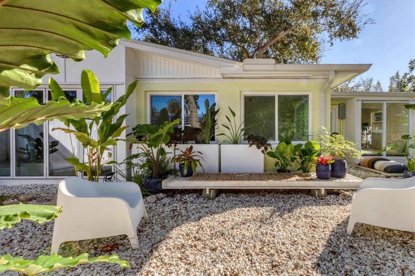 Image 43 of 47 For 2040 Palm Terrace