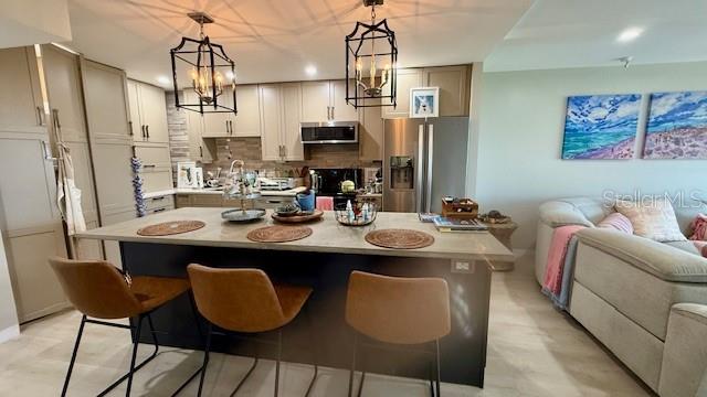 Image 4 of 15 For 555 Gulfstream Avenue 303