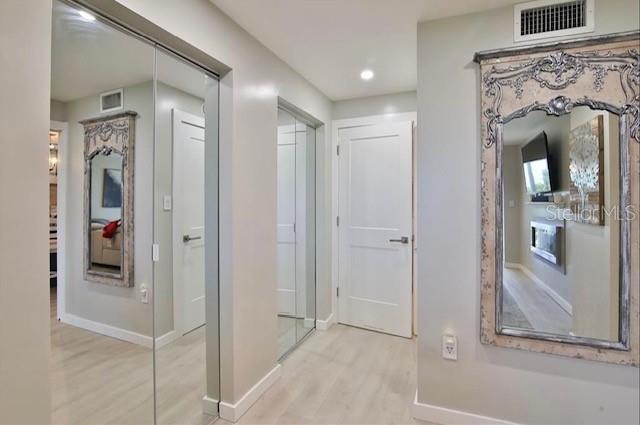 Image 9 of 15 For 555 Gulfstream Avenue 303
