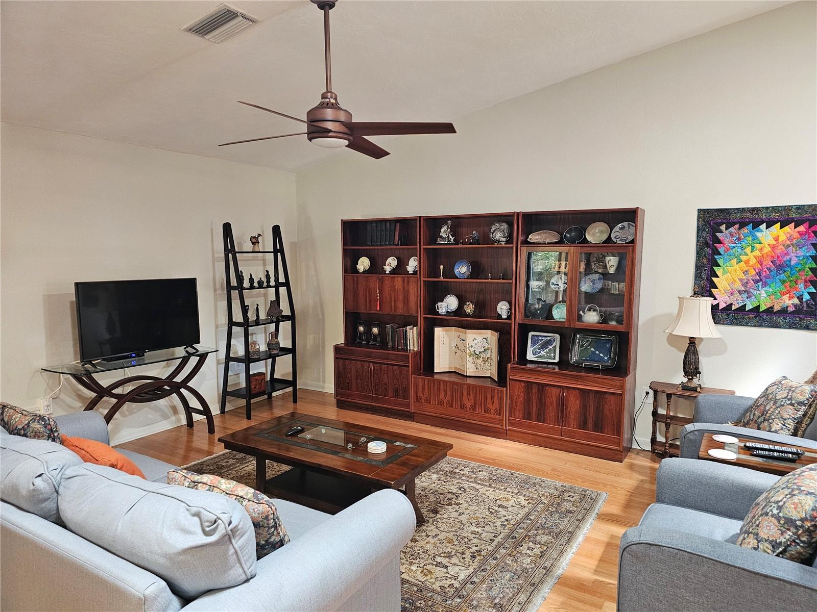 Image 7 of 54 For 3441 51st Avenue Circle W 213