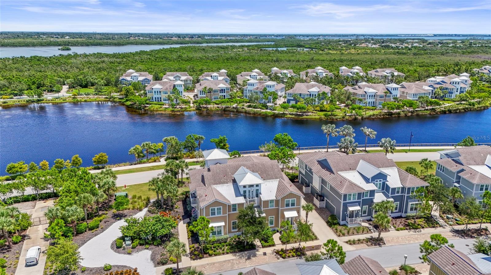 Image 50 of 76 For 303 Compass Point Drive 101