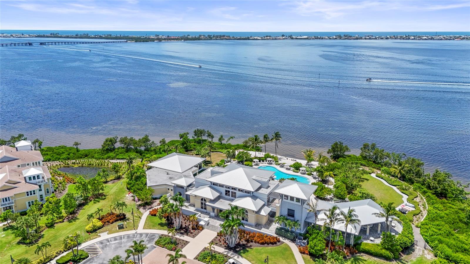 Image 55 of 76 For 303 Compass Point Drive 101