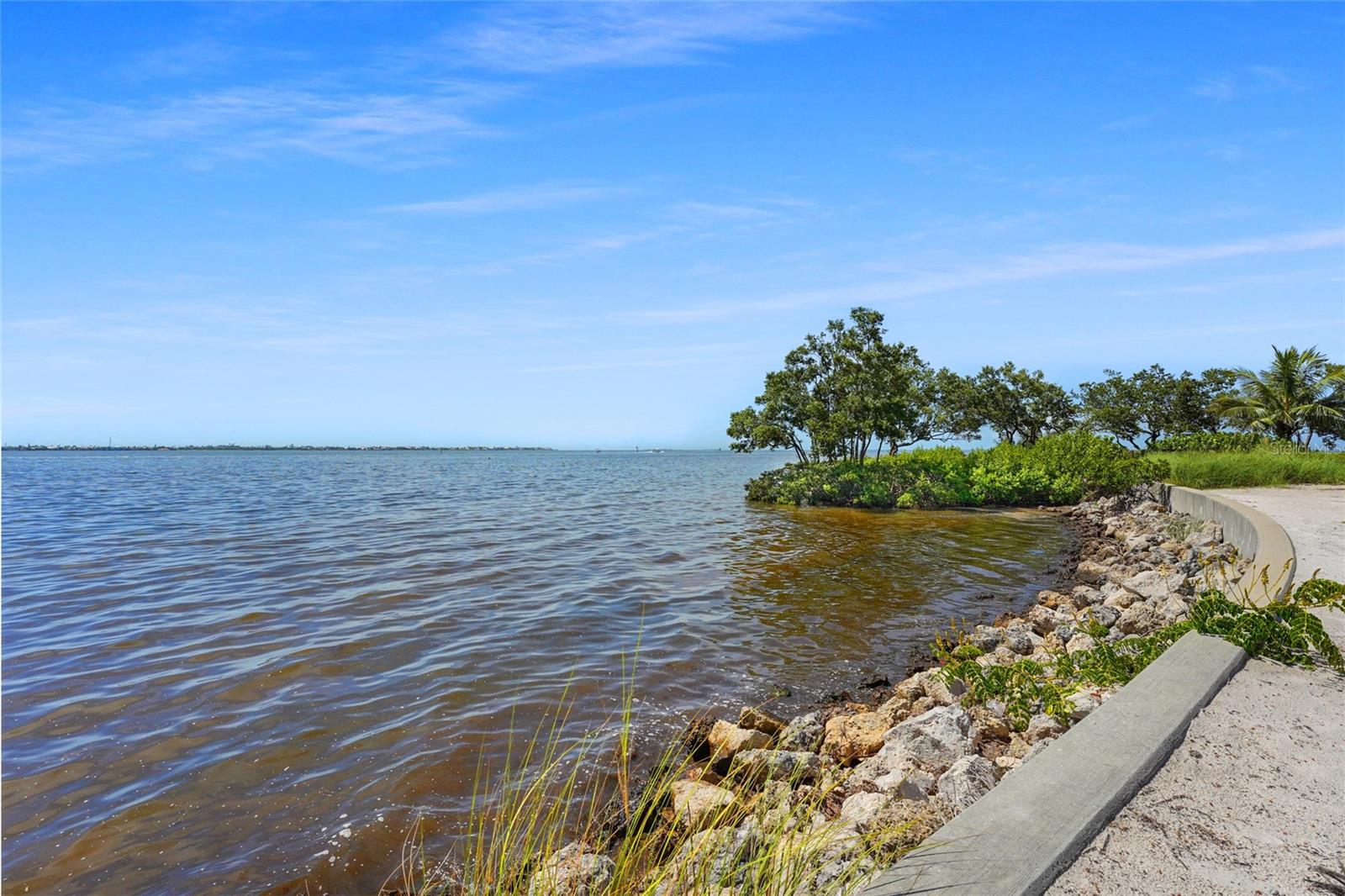 Image 62 of 76 For 303 Compass Point Drive 101