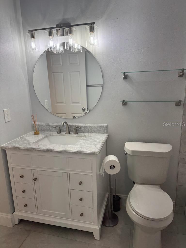 Image 17 of 35 For 4045 Crockers Lake Boulevard 23