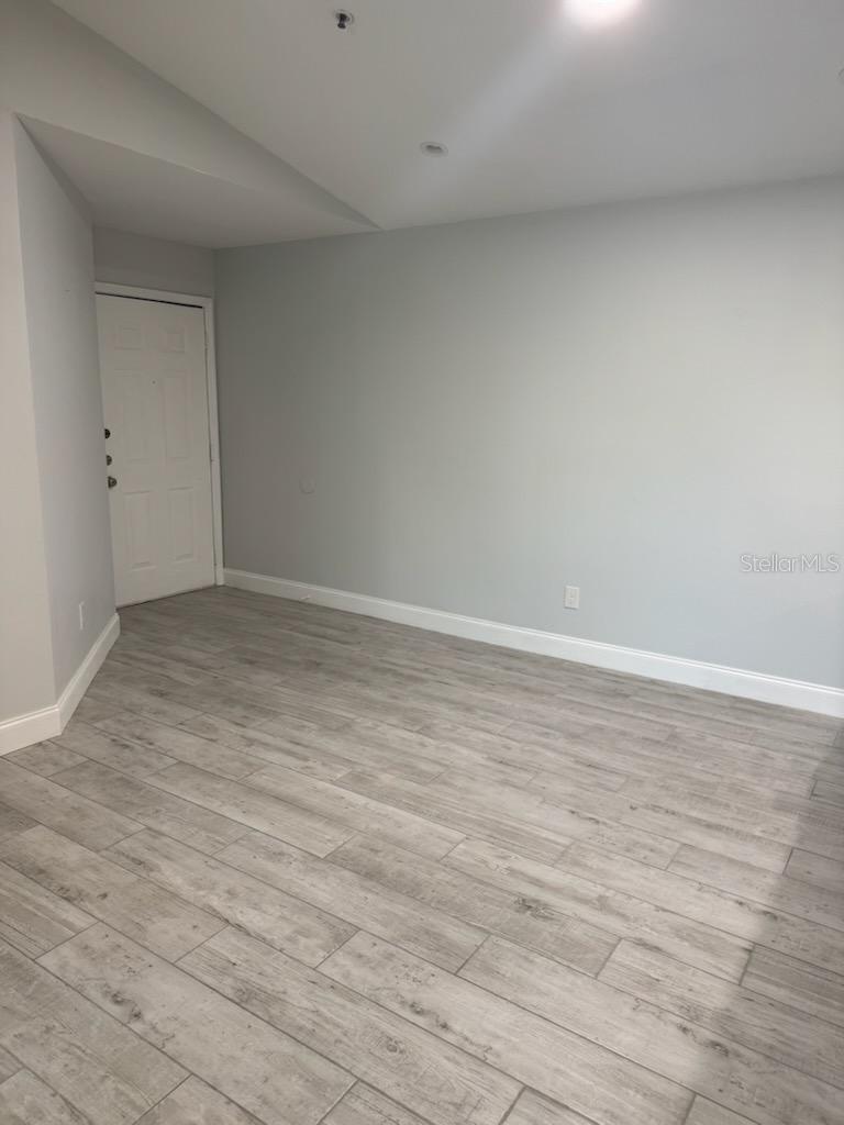 Image 6 of 35 For 4045 Crockers Lake Boulevard 23