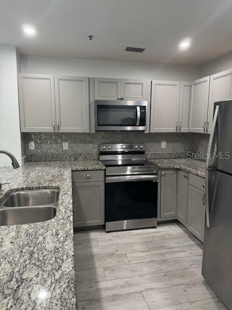 Image 9 of 35 For 4045 Crockers Lake Boulevard 23