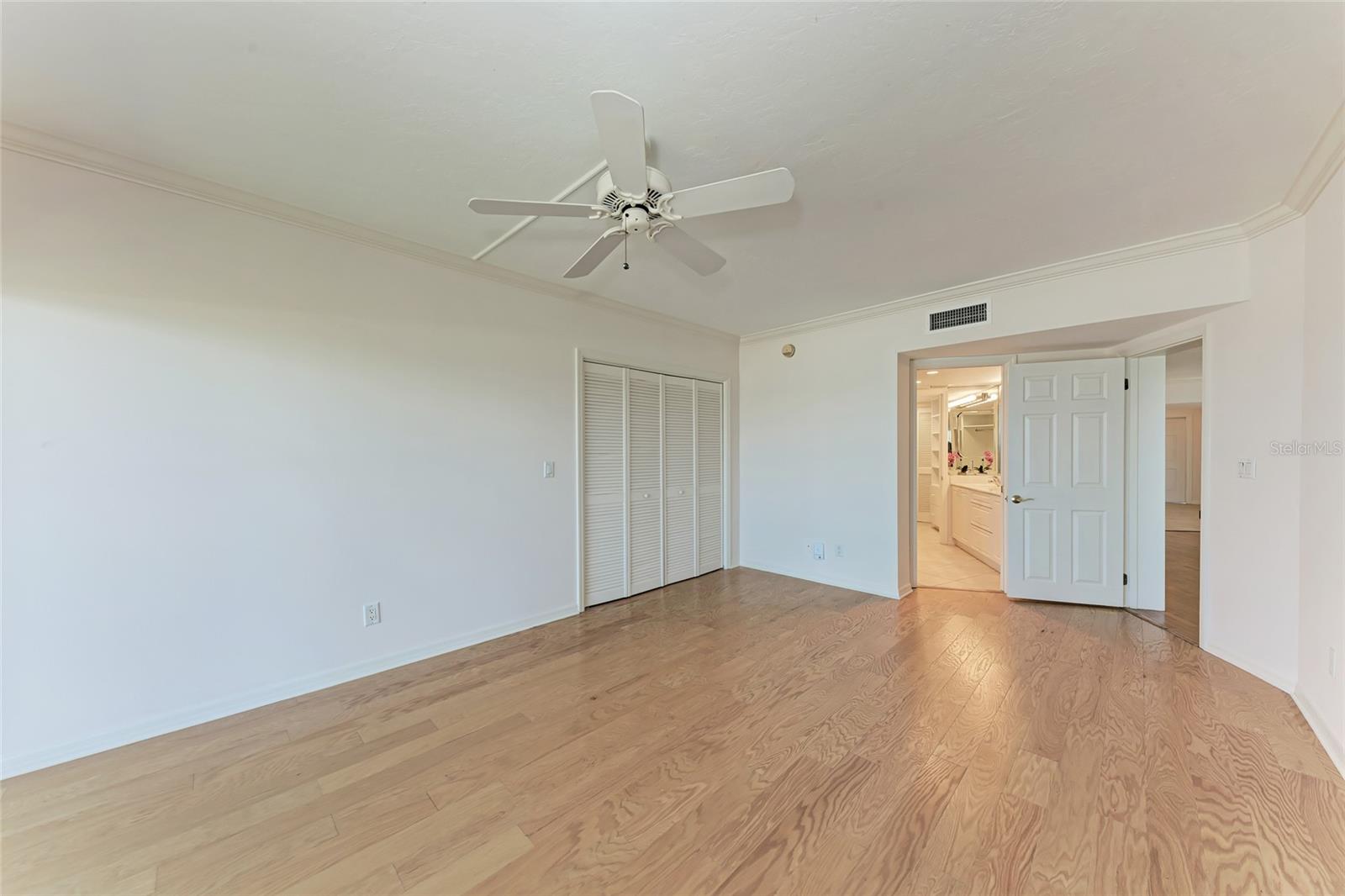 Image 20 of 45 For 4825 Gulf Of Mexico Drive 304