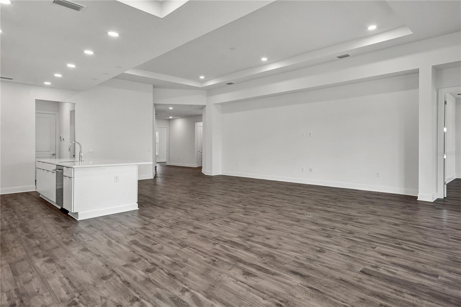 Image 12 of 63 For 17727 Palmiste Drive