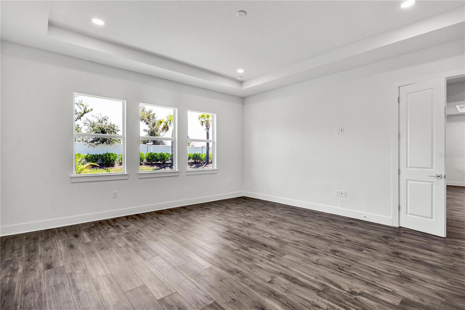 Image 21 of 63 For 17727 Palmiste Drive