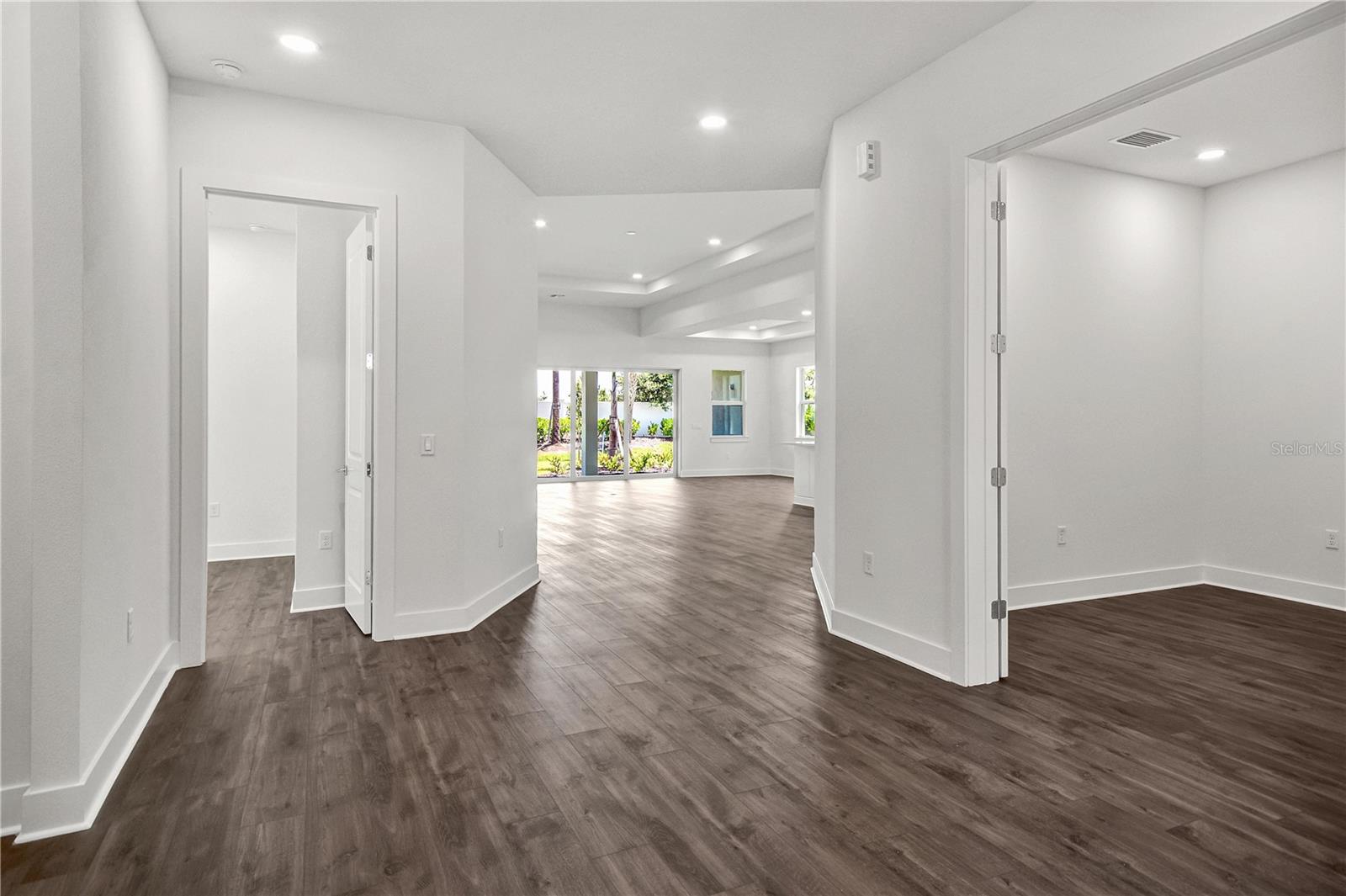 Image 9 of 63 For 17727 Palmiste Drive