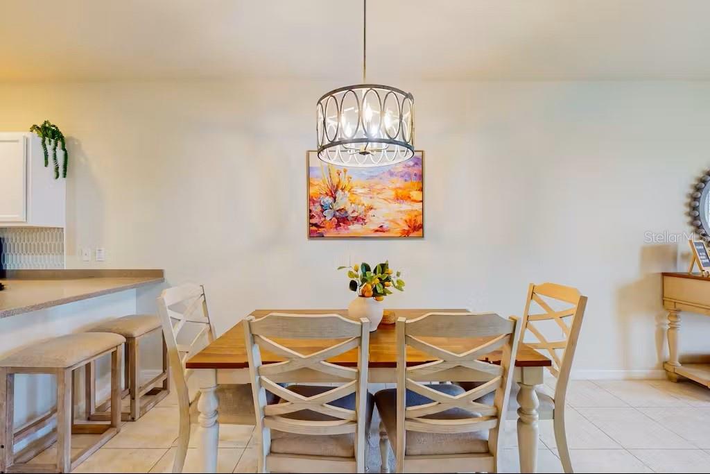 Image 7 of 27 For 3790 82nd Avenue Circle E 102