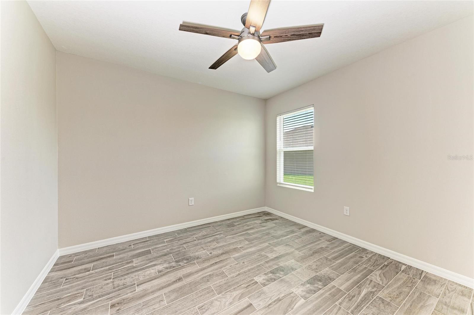 Image 30 of 36 For 2825 Greenleaf Terrace