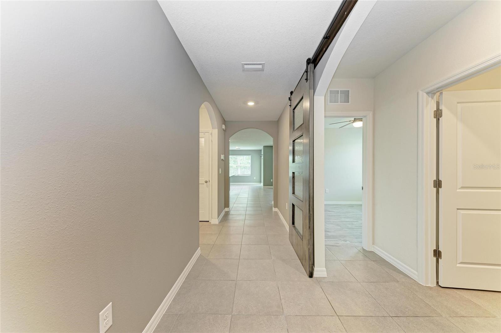 Image 6 of 36 For 2825 Greenleaf Terrace