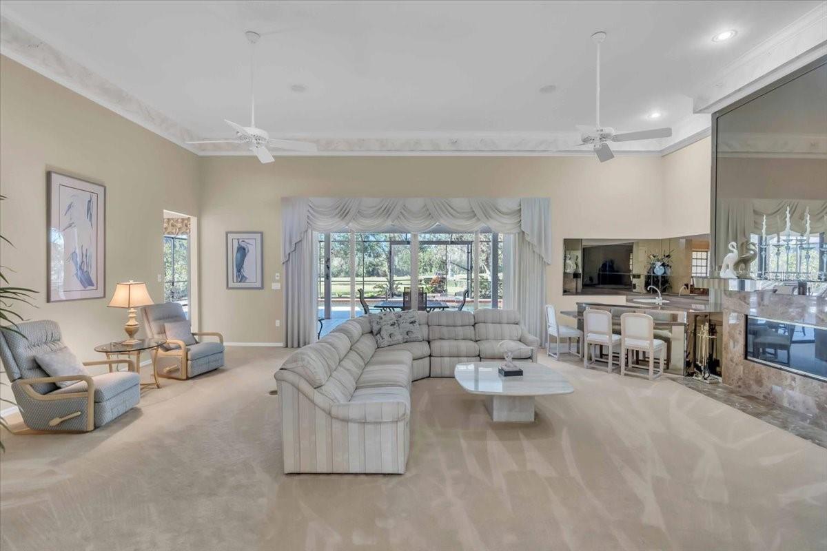 Image 15 of 54 For 3113 Lakeside Circle