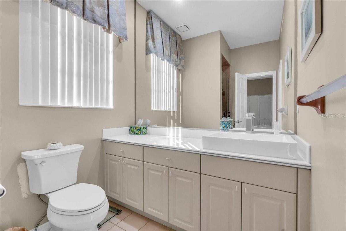 Image 37 of 54 For 3113 Lakeside Circle