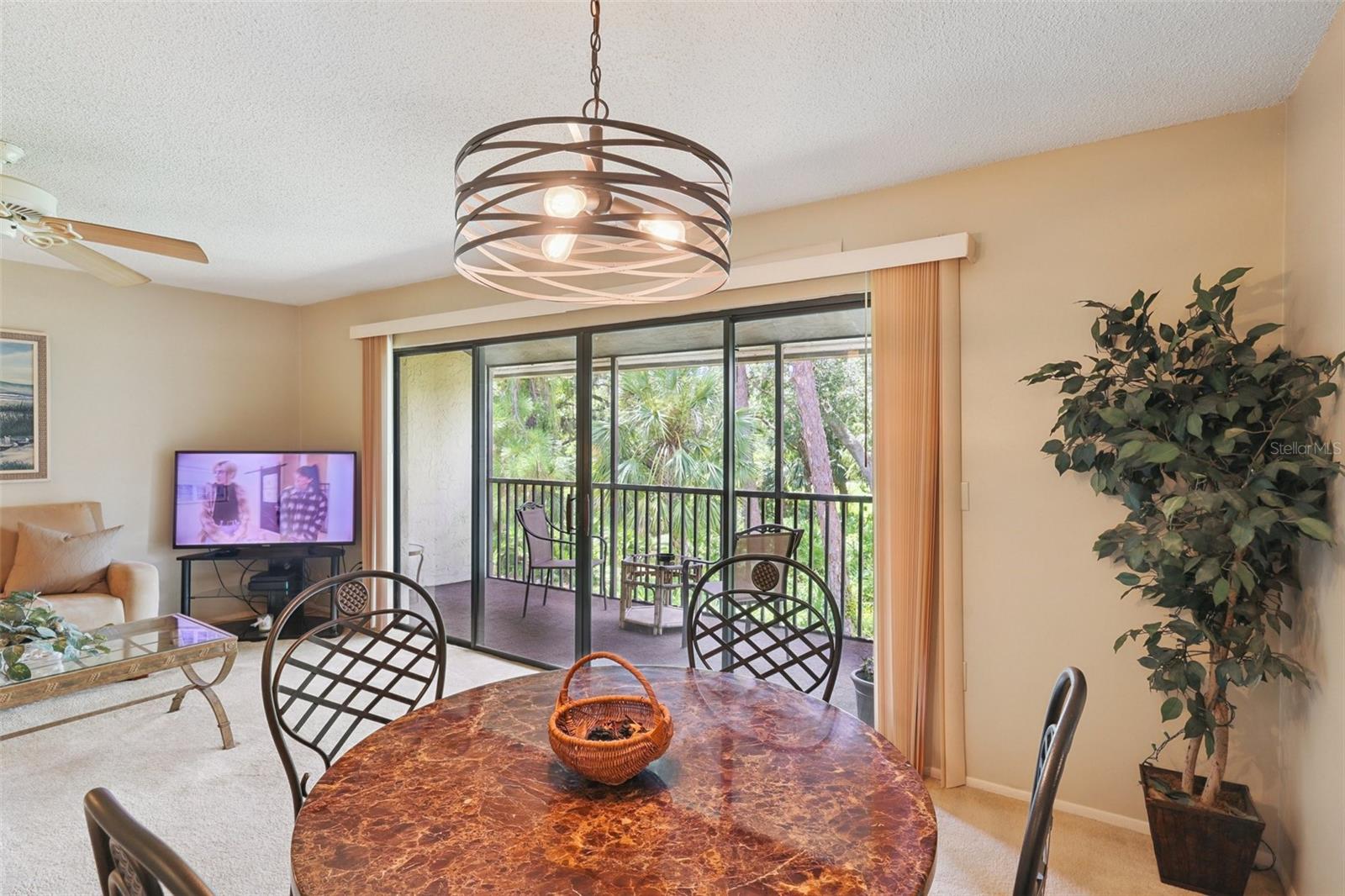 Image 11 of 42 For 3047 Quail Hollow 3047