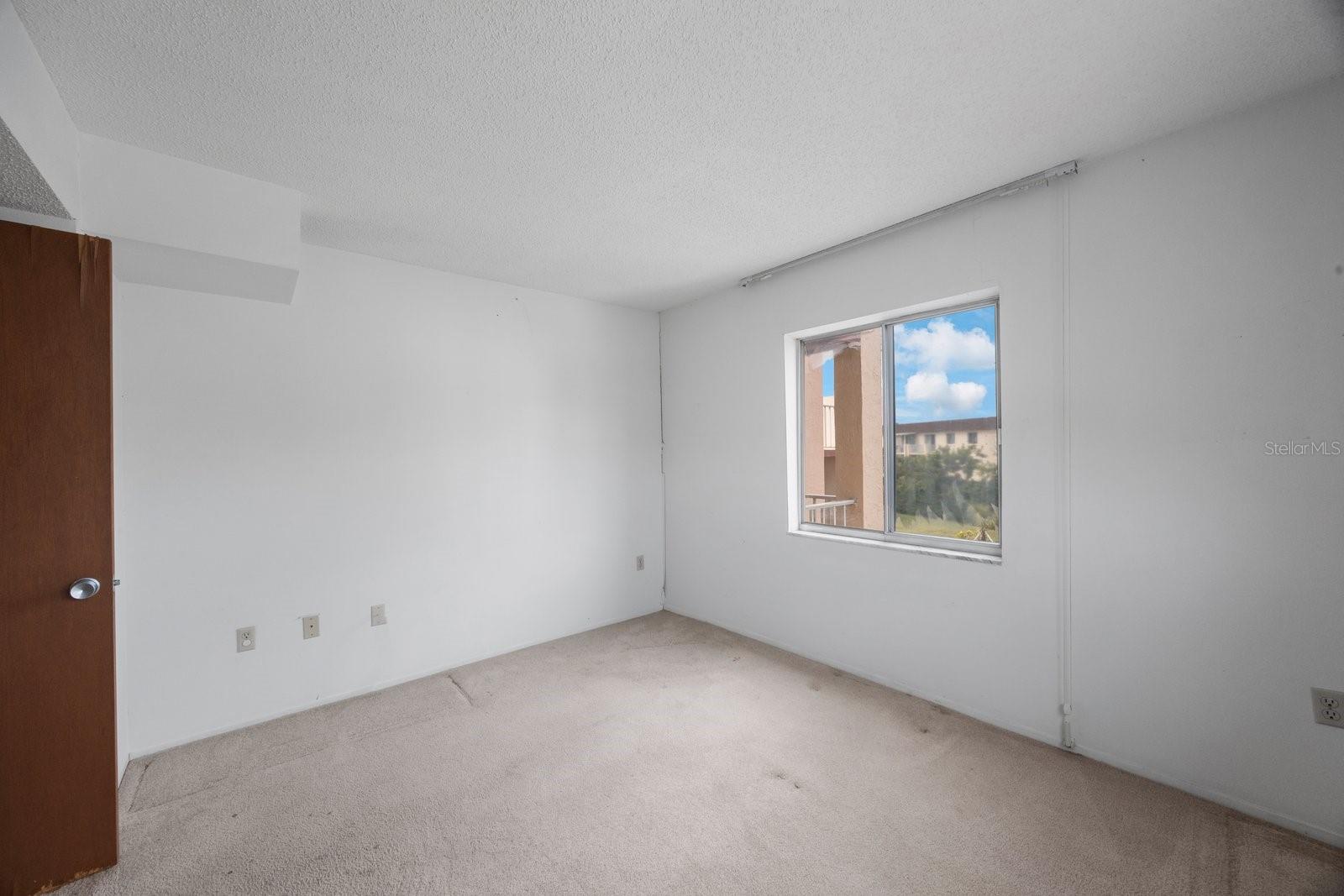 Image 29 of 39 For 4155 Heron Way E-301