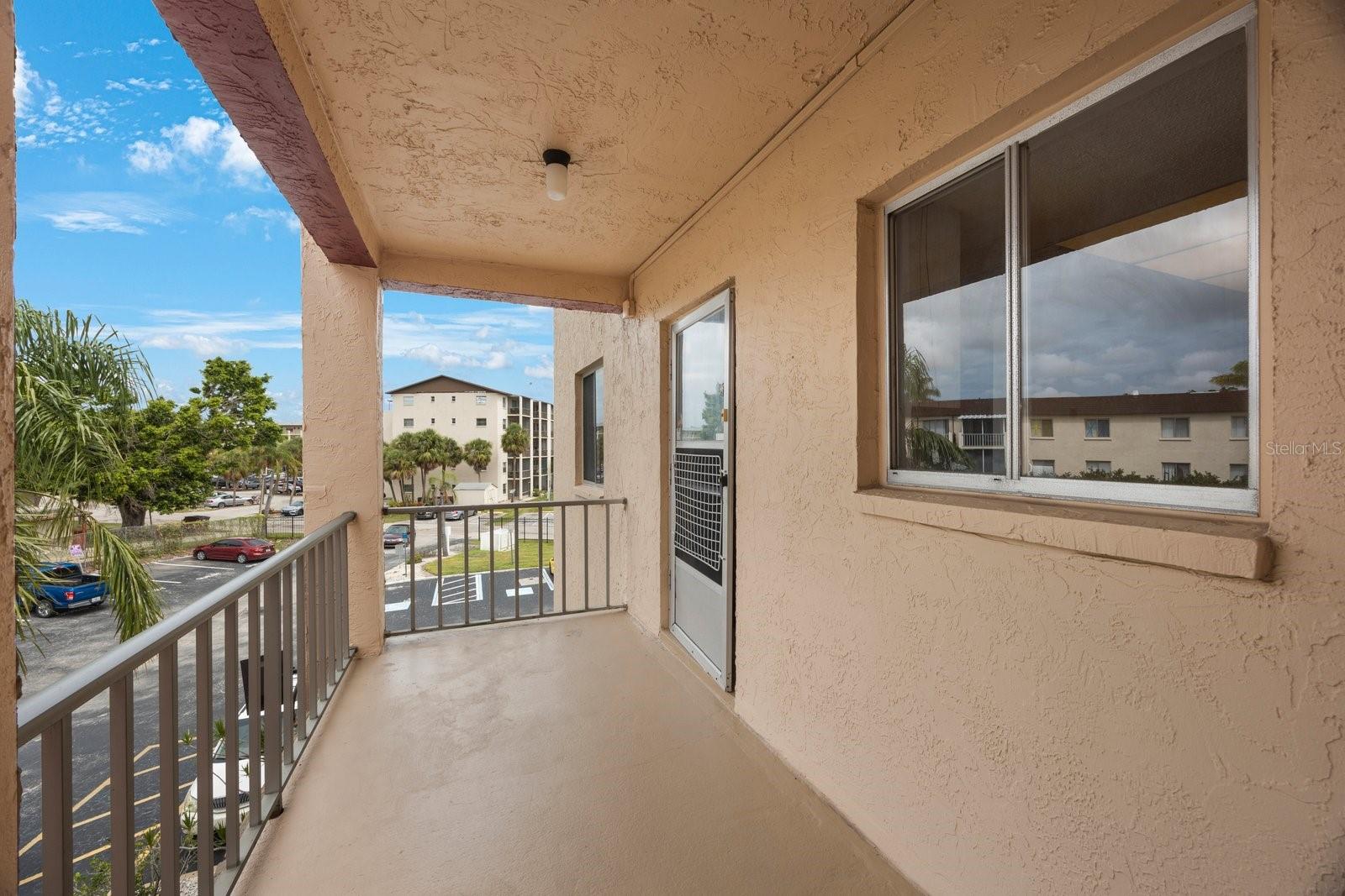 Image 3 of 39 For 4155 Heron Way E-301