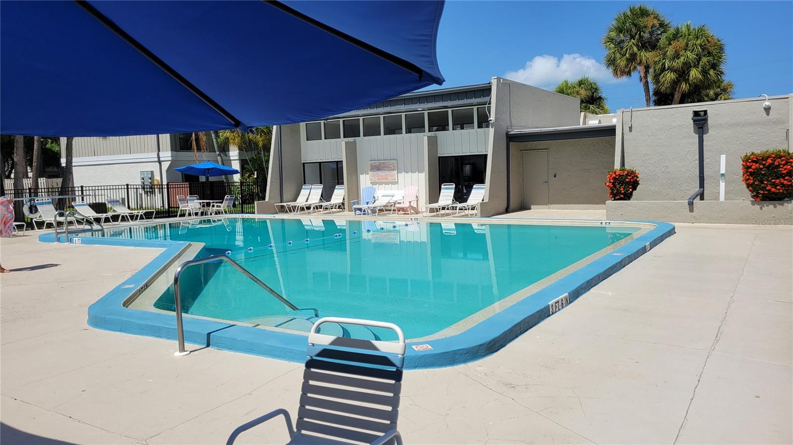Image 21 of 21 For 4001 Beneva Road 345