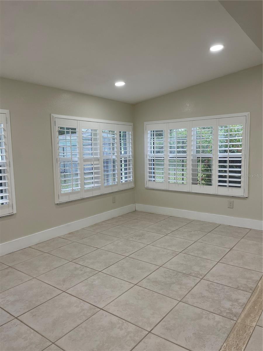 Image 11 of 31 For 3515 Vasco Street