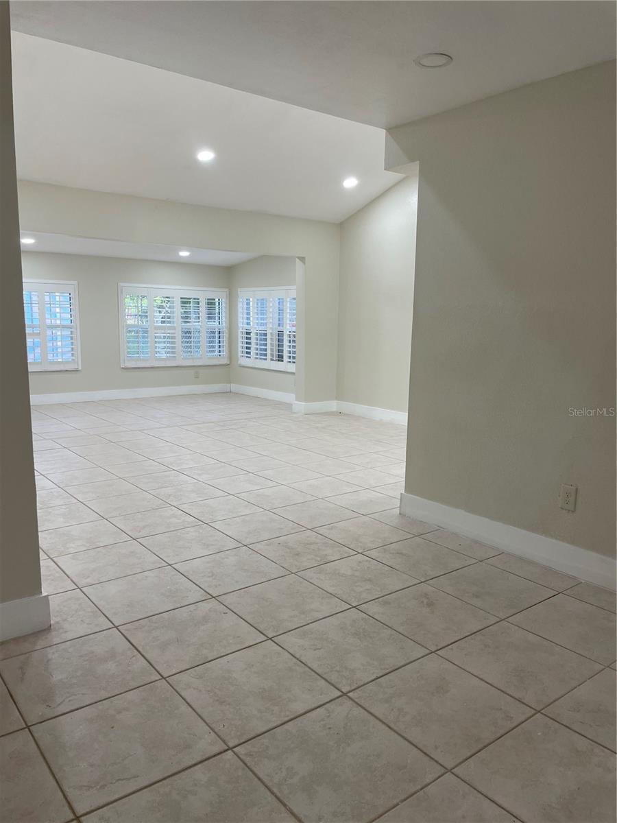Image 4 of 31 For 3515 Vasco Street