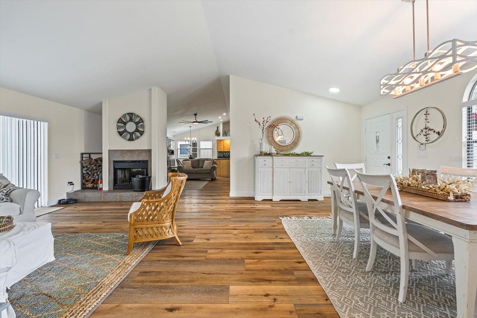 Image 8 of 58 For 5747 39th Street Circle E
