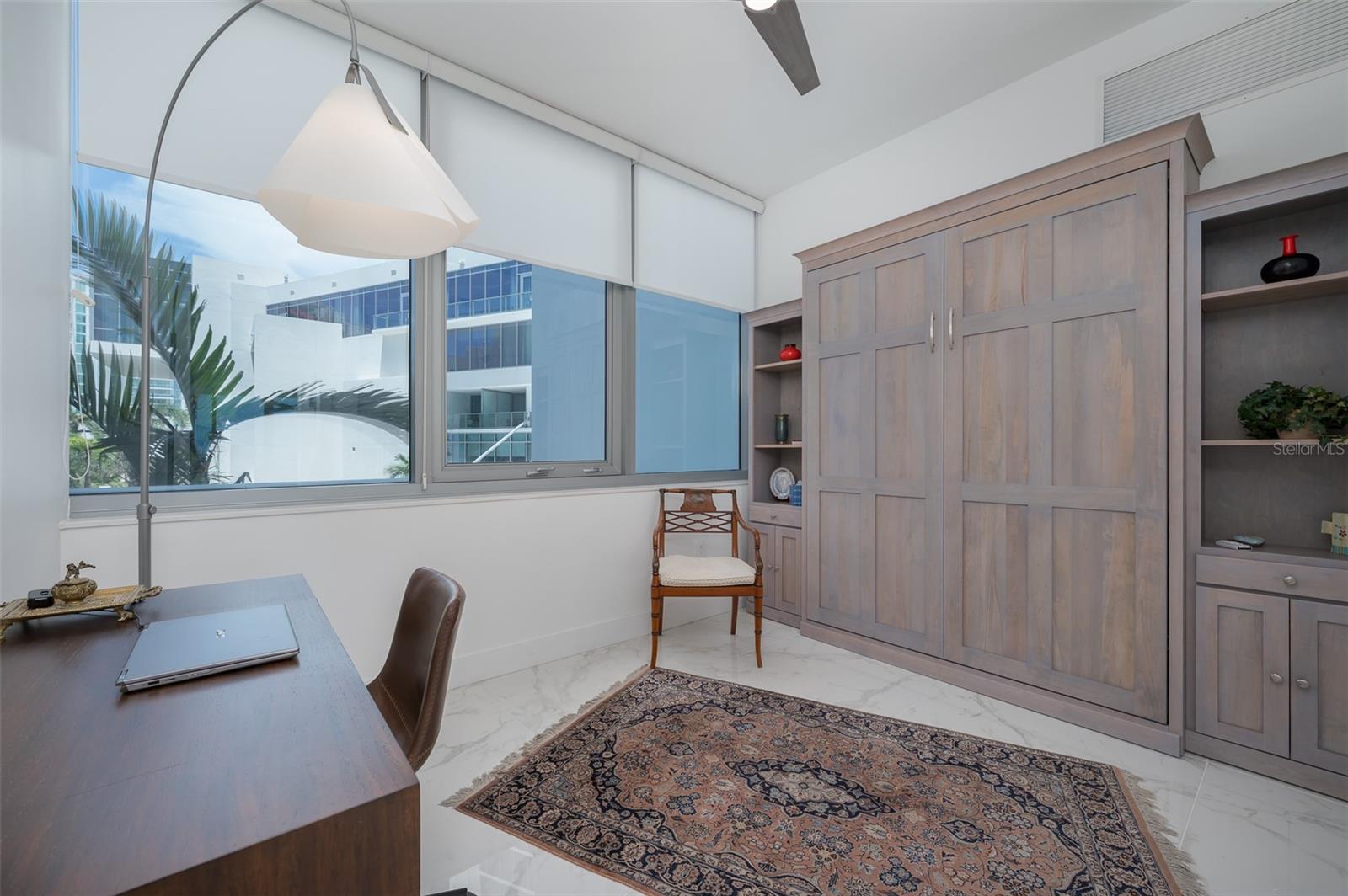 Image 17 of 38 For 1155 Gulfstream Avenue 306