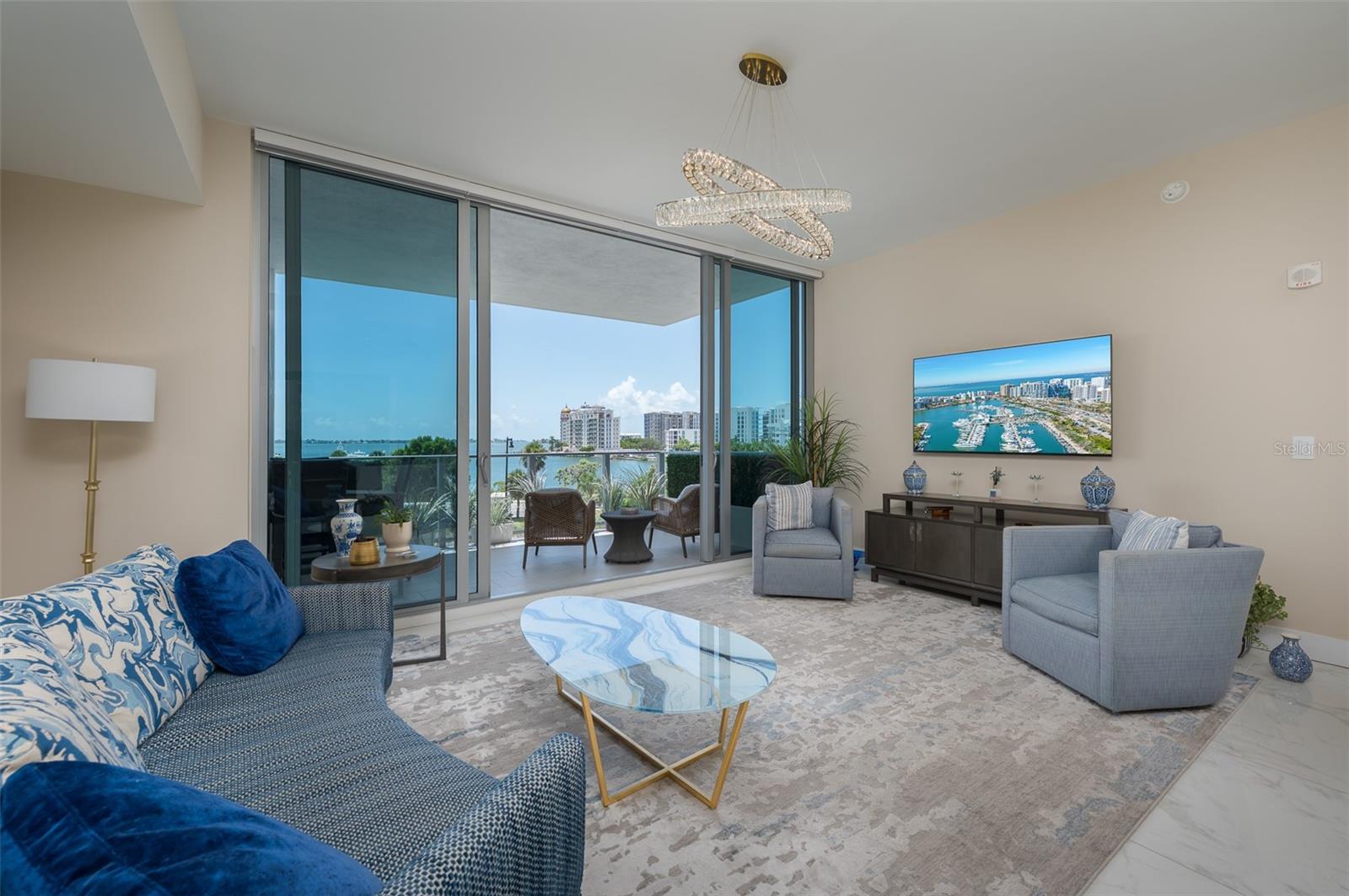 Image 3 of 38 For 1155 Gulfstream Avenue 306