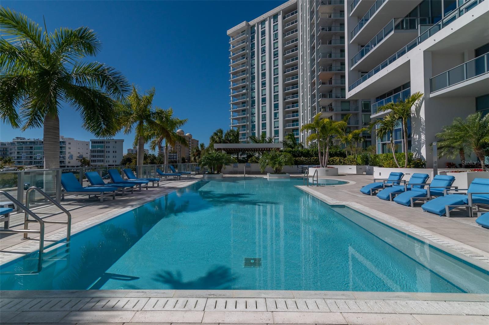 Image 31 of 38 For 1155 Gulfstream Avenue 306