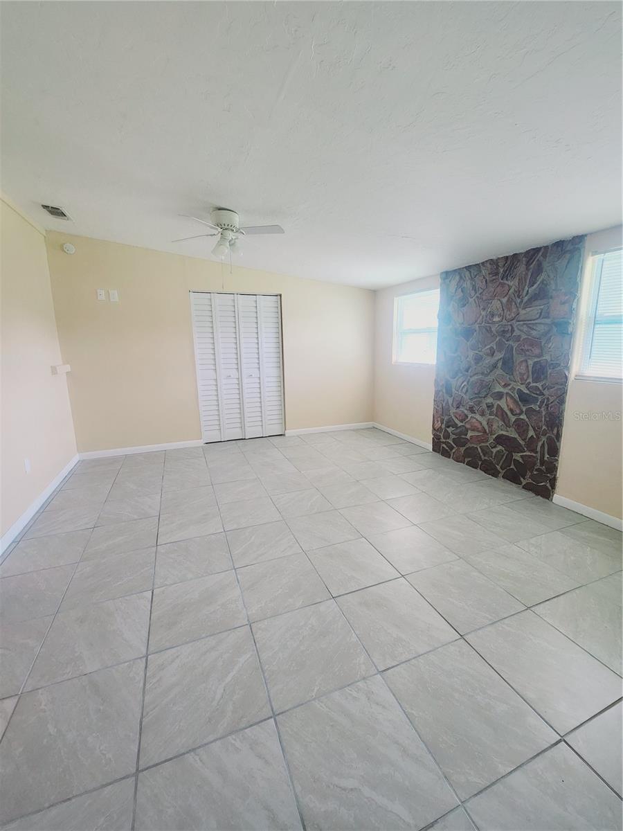 Image 7 of 17 For 2023 Gold Avenue