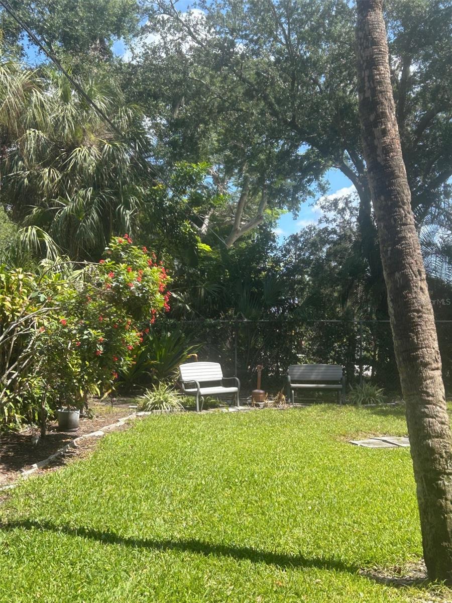 Image 30 of 32 For 3514 Lake Bayshore Drive K-108